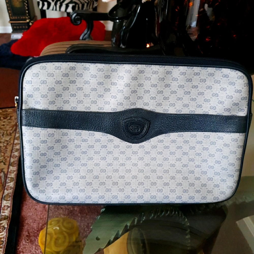 Gucci vintage clutch